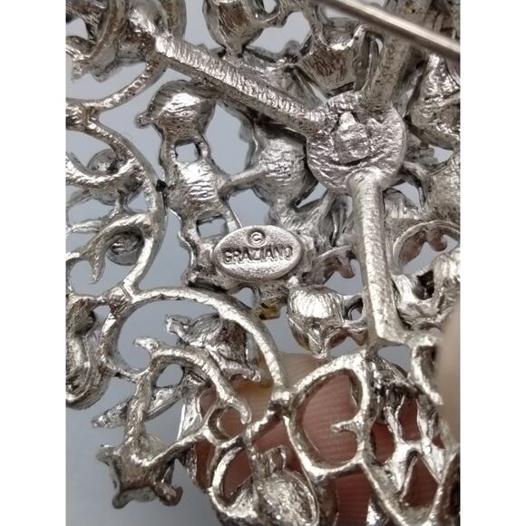 GRAZIANO PEWTER TONE & MULTI-COLORED RHINESTONE CIRCLE PIN or BROOCH - Picture 3 of 3